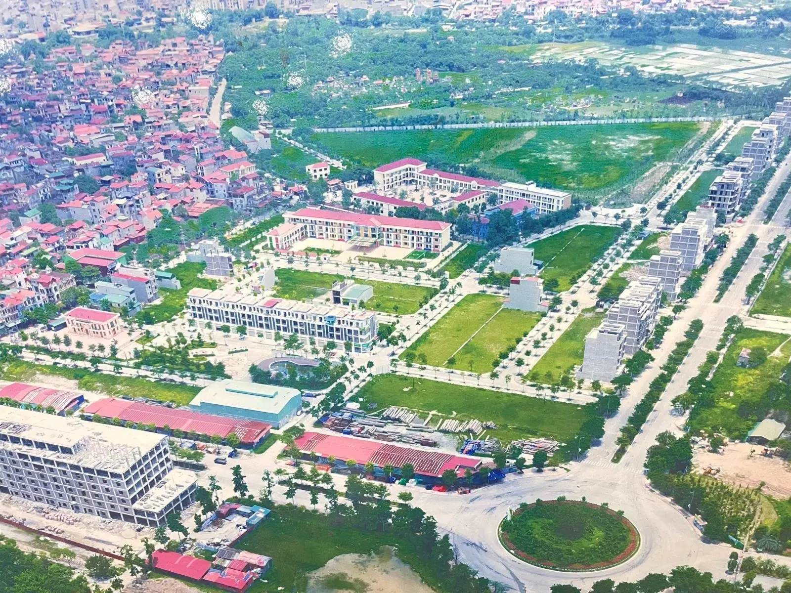 Gấp lắm rồi! Chính chủ cần bán vài lô đất vị trí đẹp nhất dự án Vườn Sen - Đồng Kỵ giá hạt rẻ