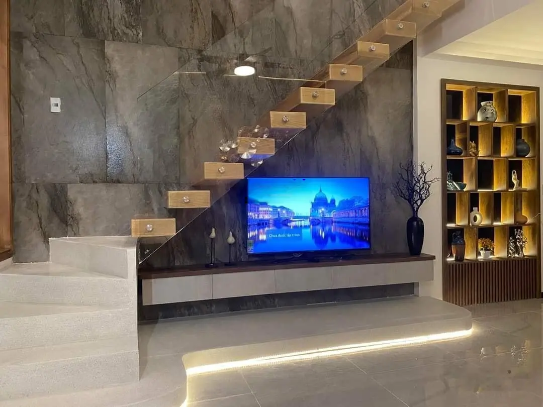 VIP! Mặt tiền Hoàng Sa, Bình Thạnh (7,1x6m), 5 tầng XDM. NTCC. TN 360tr/năm, 13,9 tỷ TL. 0909 085 ***