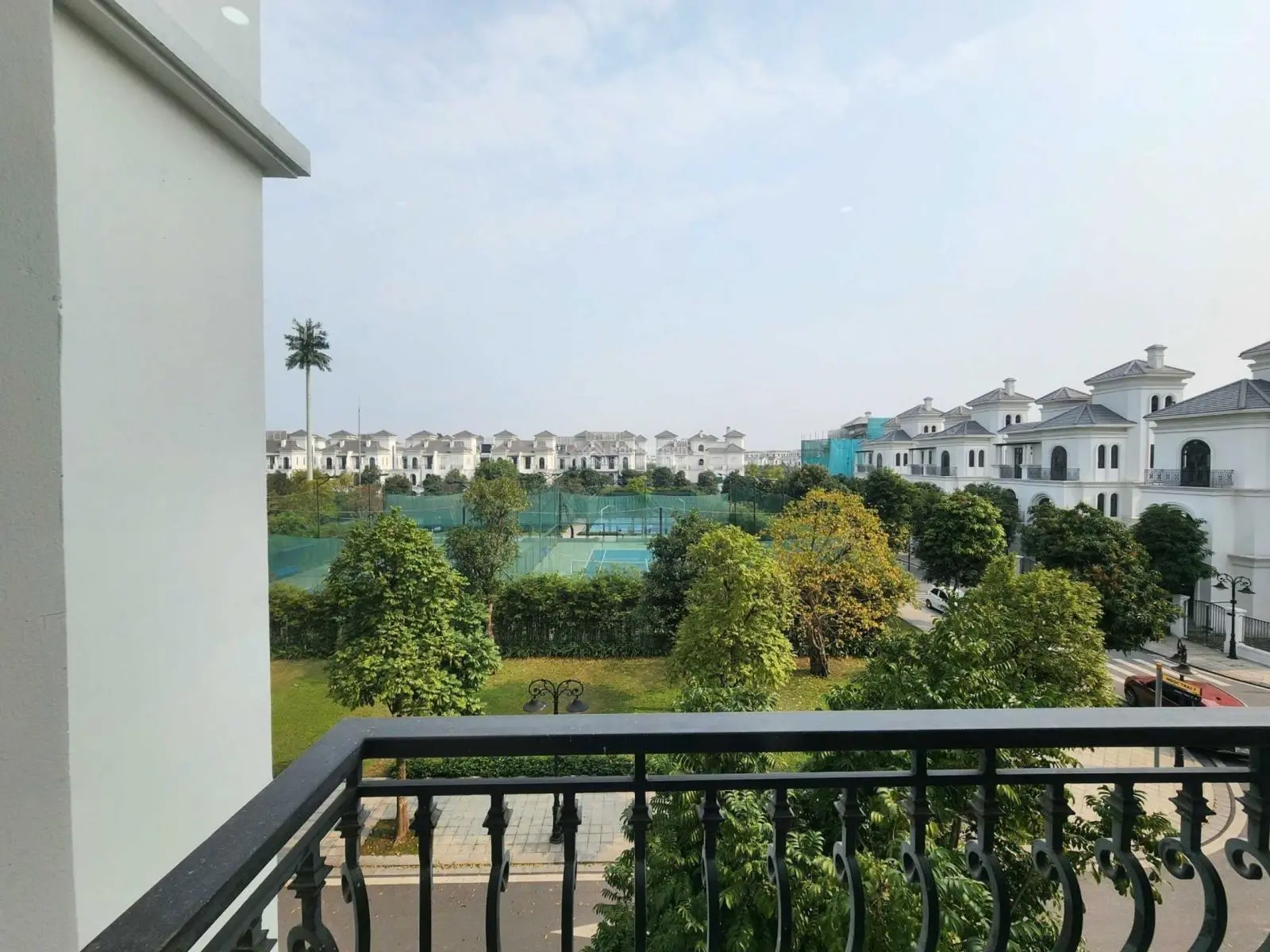 Bán căn liền kề Ngọc Trai view công viên hoàn thiện có thang máy sẵn sổ LH 0934 663 ***