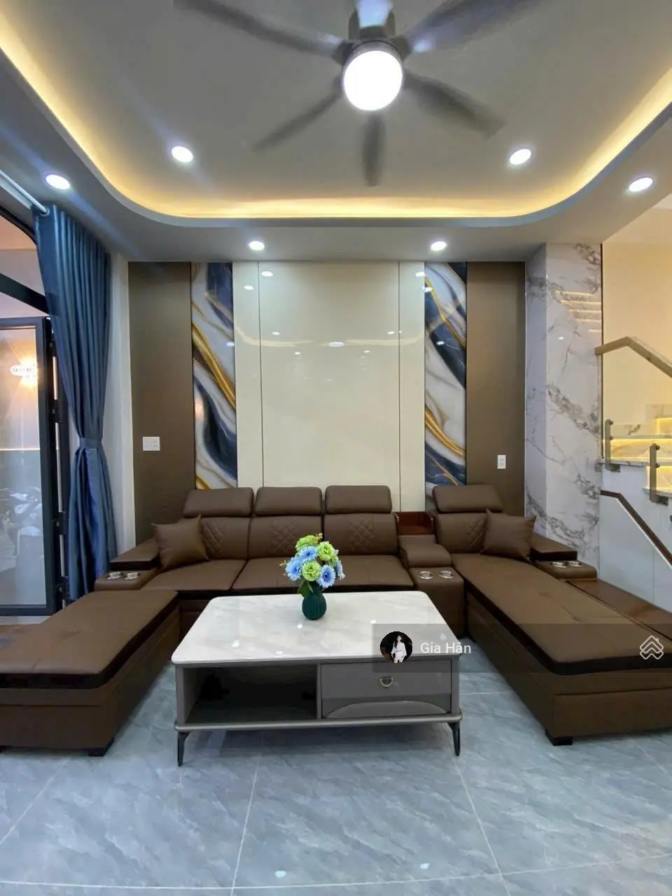 Cần xoay vốn 3 tỷ 050 - bán nhà 48.9m2 Phạm Văn Hai, Tân Bình. Xây 1 trệt 3 lầu. Gần mặt tiền CMT8