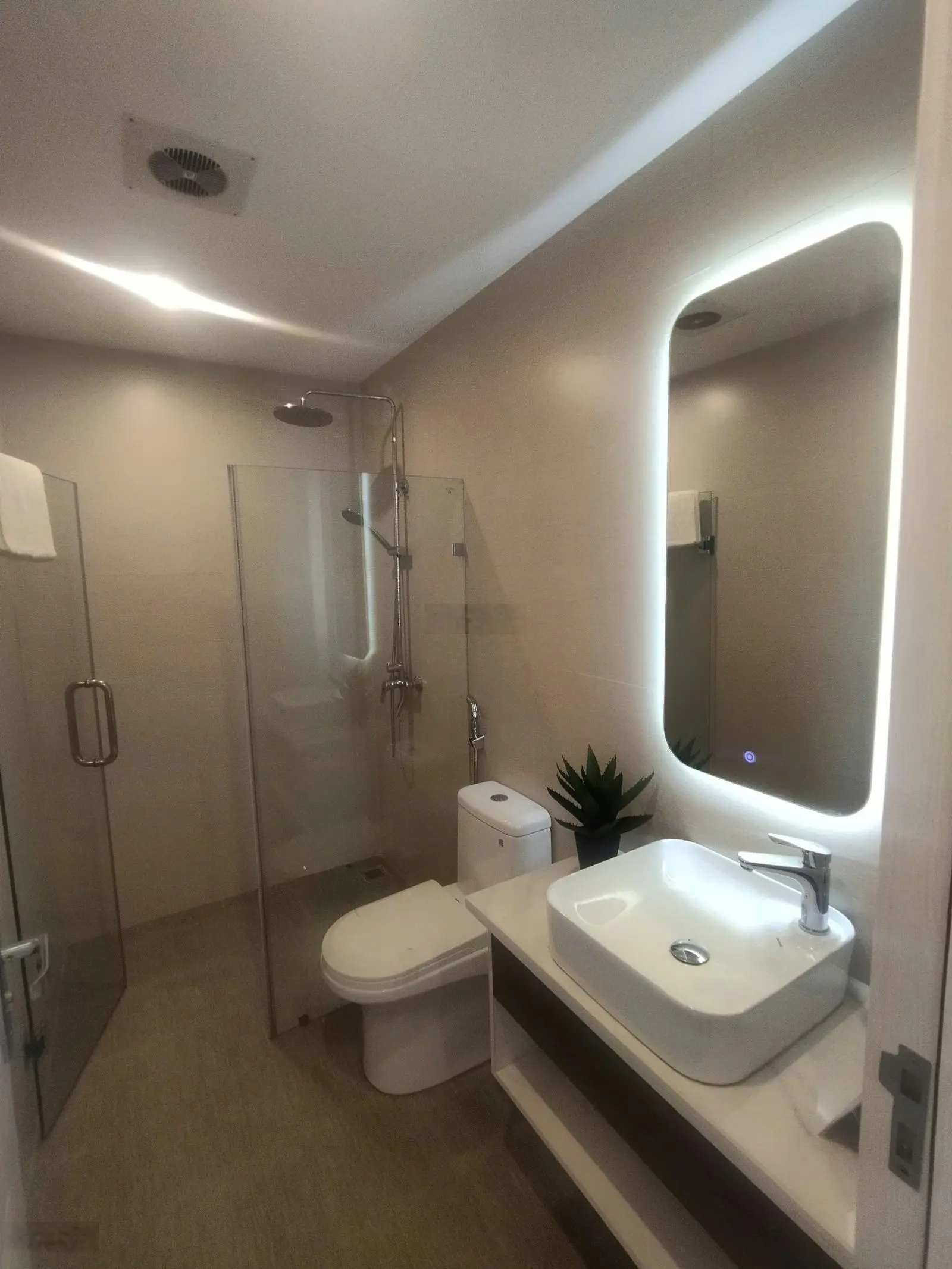 Bán căn chung cư 2 ngủ 1vệ sinh, diện tích 59,3m2 trung tâm TP TB, giá đẹp nhất thị trường
