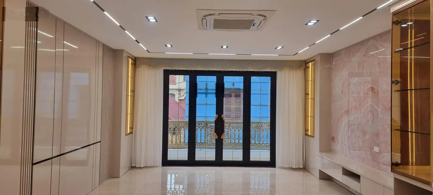 Bán nhà Nguyễn Thị Định thông Đỗ Quang Cầu Giấy 60m2 6 tầng 4.4m mặt tiền 22.5 tỷ