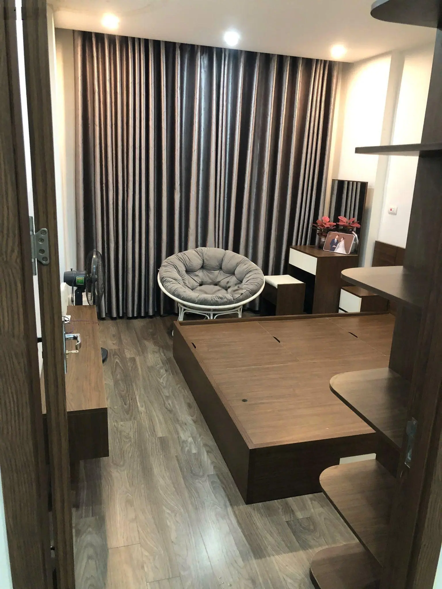 Bán Nhà Trần Cung 38m-Mt4m Dân Xây Phân Lô , 3 Thoáng , Ngõ Nông , Cạnh Phố , Ô Tô Đỗ Cách 20