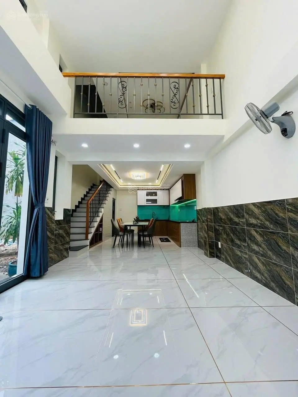 Bán nhà mặt phố Thân Văn Nhiếp, 80m2 Giá 3tỷ688(4PN, 5WC), Gần THCS Lương Định Của, Sổ riêng, Quận2