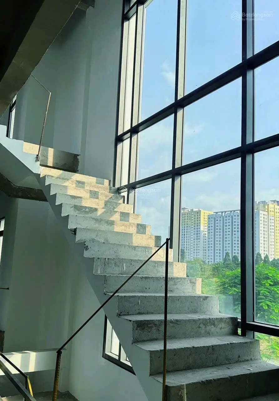 Biệt thự Verosa Park Quận 9 - 65 tỷ giảm còn 57 tỷ - Giao dịch nhanh sổ hồng công chứng ngay
