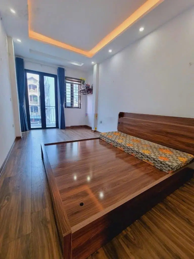 Bán Gấp nhà Phố Trần Bình 52m2, Phân Lô, 2 Ôtô tránh nhau, Kinh Doanh, Giá 13.4 tỷ, Lh: 0968 371 ***