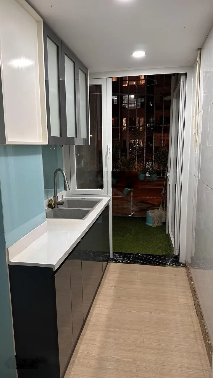 Kẹt tiền cần bán Ruby 3PN-2WC (84m2) đã có sổ hồng, hướng nhà gió lộng chỉ 4,1 Tỷ