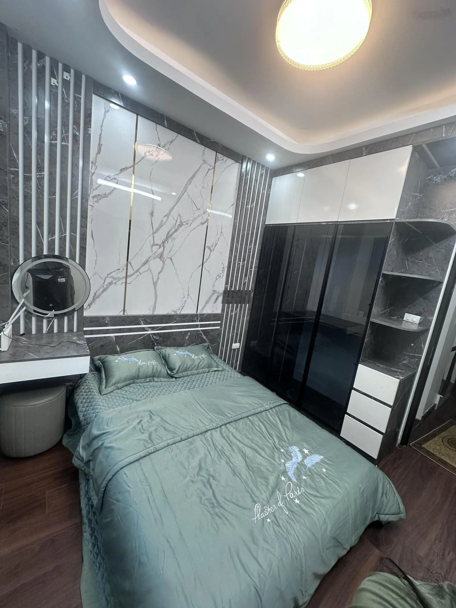 Bán nhà phố Thanh Nhàn - Hai Bà Trưng, ngõ thông - ba gác - nhà đẹp ở ngay