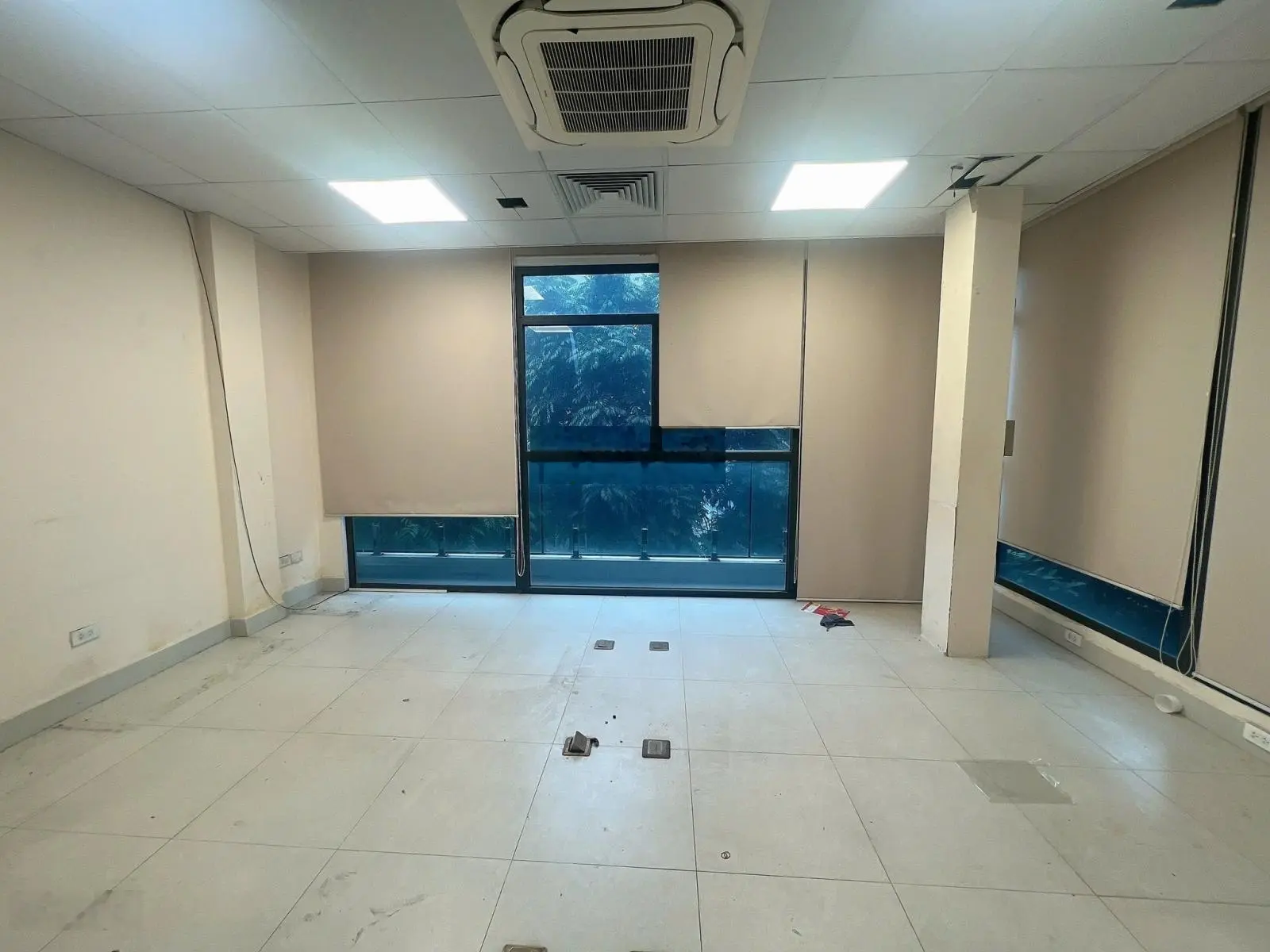 Bán nhà riêng tại Nguyễn Văn Lộc, 14,6 tỷ, 38 m2, 5PN, 6WC,vỉa hè,ô tô tránh, kinh doanh, Thang máy