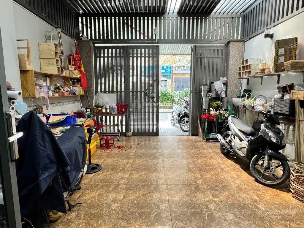 NHÀ NGUYỄN CỬU VÂN , P17 , BÌNH THẠNH ; 90M2 (5*18) , 4 TẦNG _ HẺM 8M .GIÁ 17,5 TỶ .