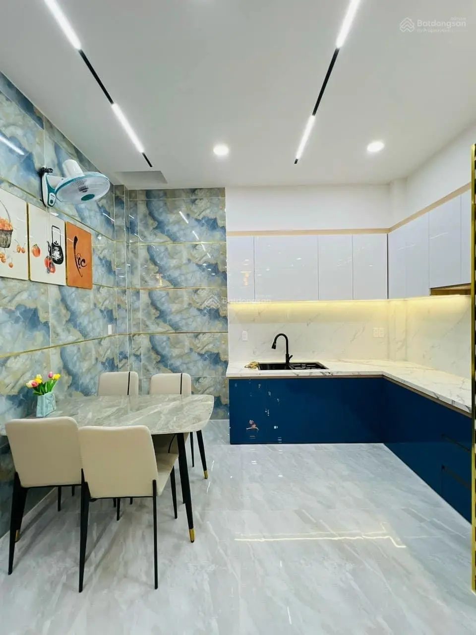 Bán gấp nhà 441/xx Nguyễn đình Chiểu , Phường 5, Quận 3,56m2/2 tỷ 850tr ,Hẻm xe hơi ,sổ hồng riêng