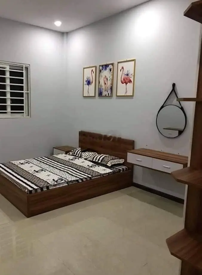 Nhanh thì còn khách ơi 1 trệt 2 lầu Q12 giá 1tỷ750, đường xe hơi.
