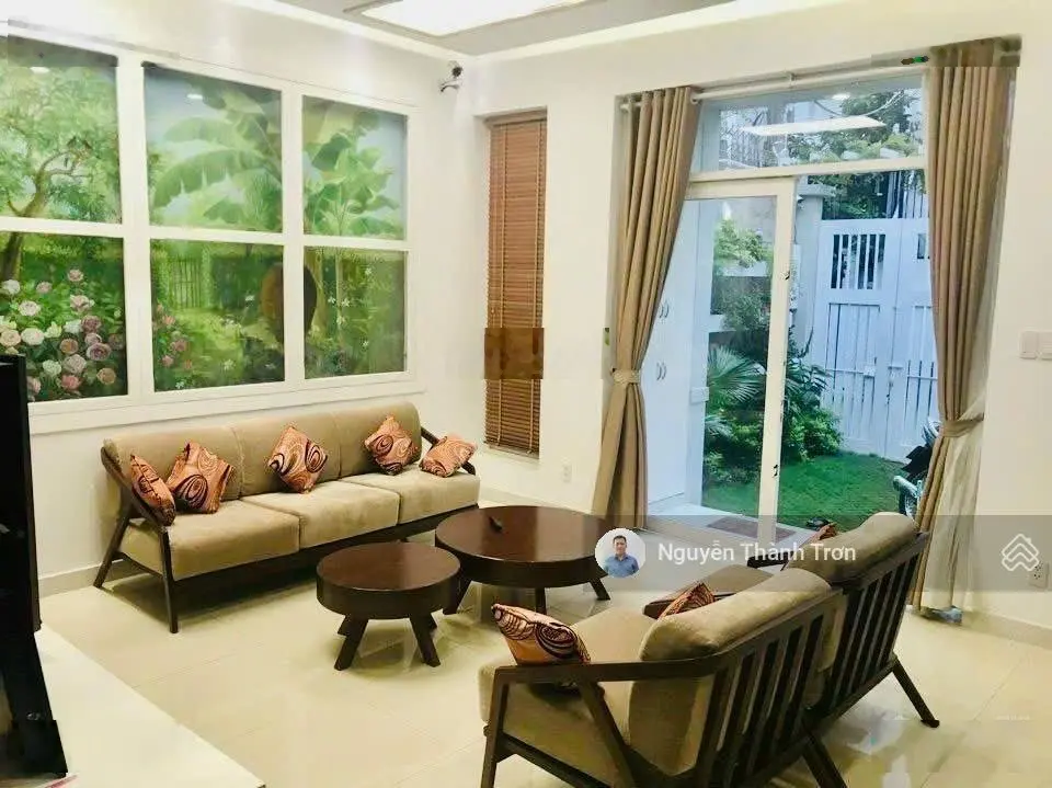 Bán biệt thự sân vườn ngay Lotte Q7 - 10x22m, trệt 1L nhà đẹp ở liền giá 26 tỷ. Call 0909 227 199