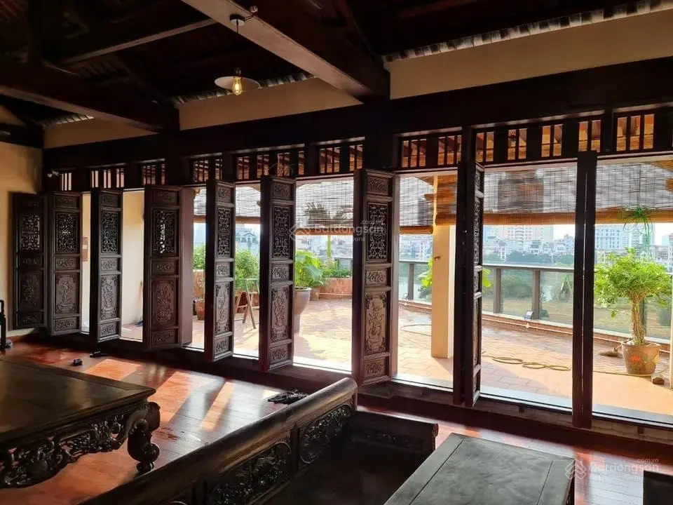 Bán nhà mặt phố 118 tỷ, 216m2, 9PN, 9WC, Thang Máy tại Hoàng Cầu, Đống Đa, Hà Nội, mặt tiền 10,5m,