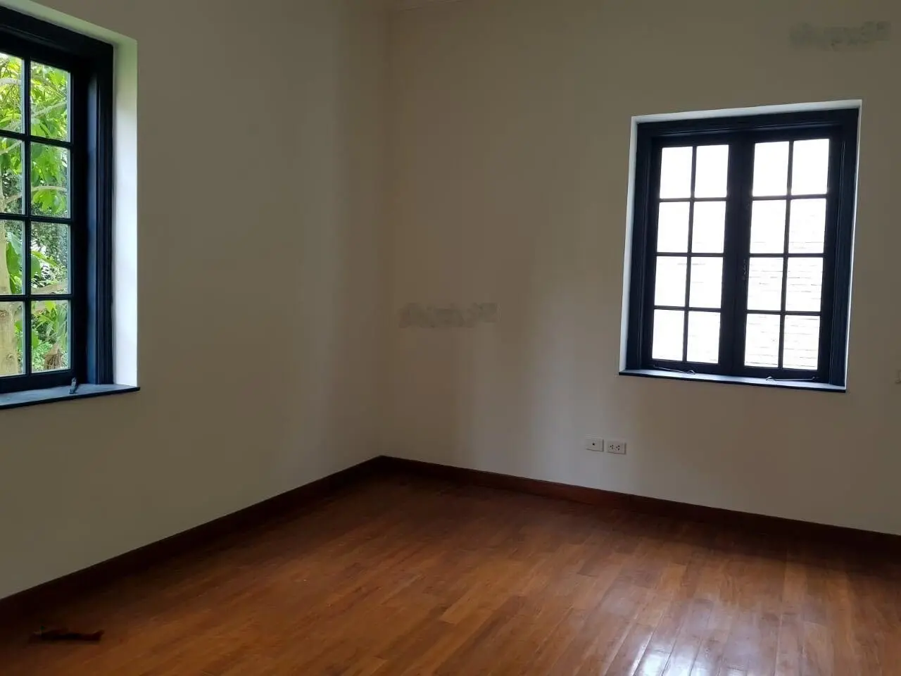 Bán căn biệt thự nhà vườn. 1400m2 full thổ cư
