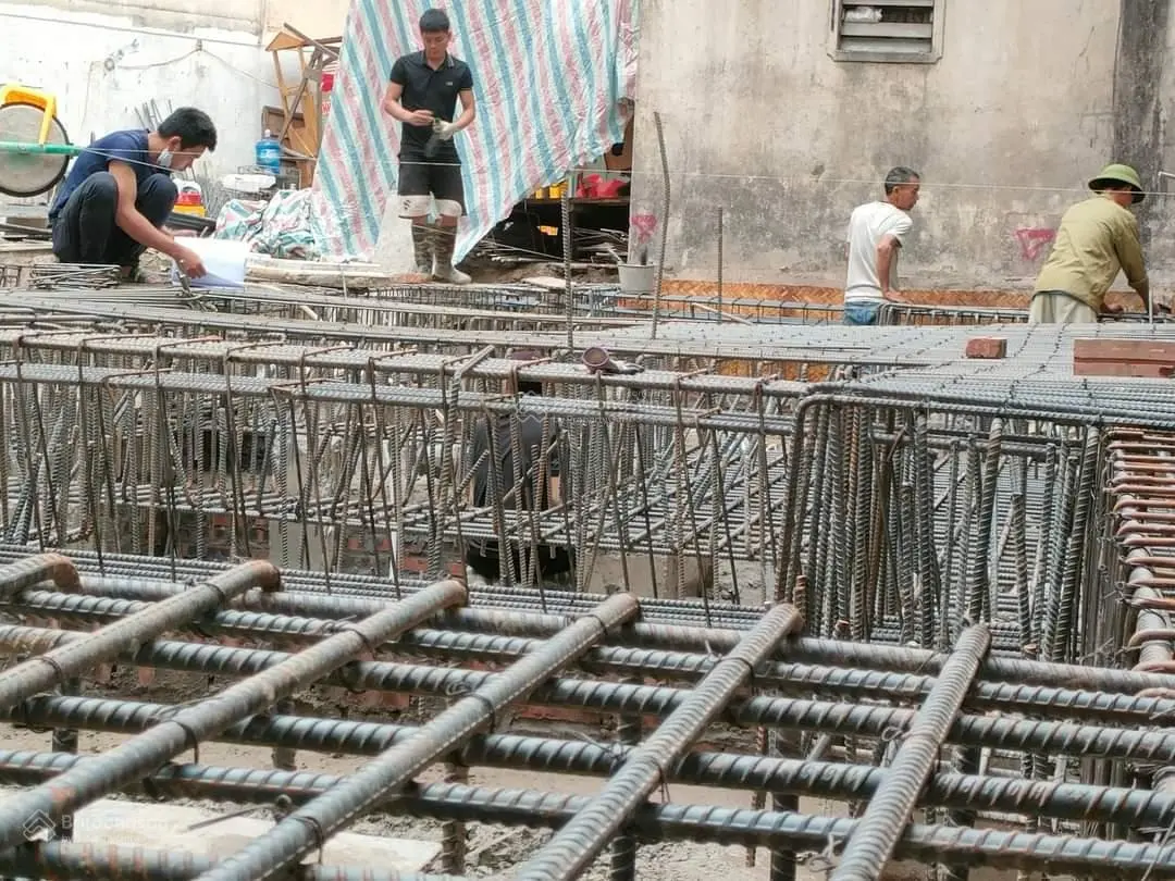 Bán tòa dịch vụ nhà nghỉ phòng cho thuê 75m2 xây 7 tầng thang máy, thu 120tr/ tháng, hồ Đền Lừ