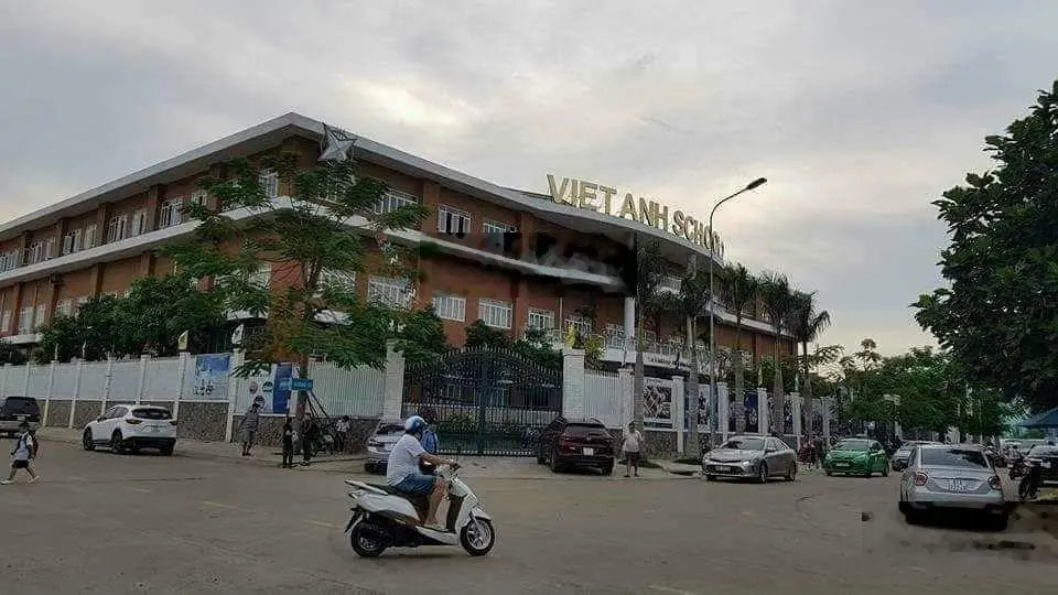 Bán nhanh lô đất trong trung tâm hành chính TP Dĩ An, Bình Dương. KDC vip, giá ngộp