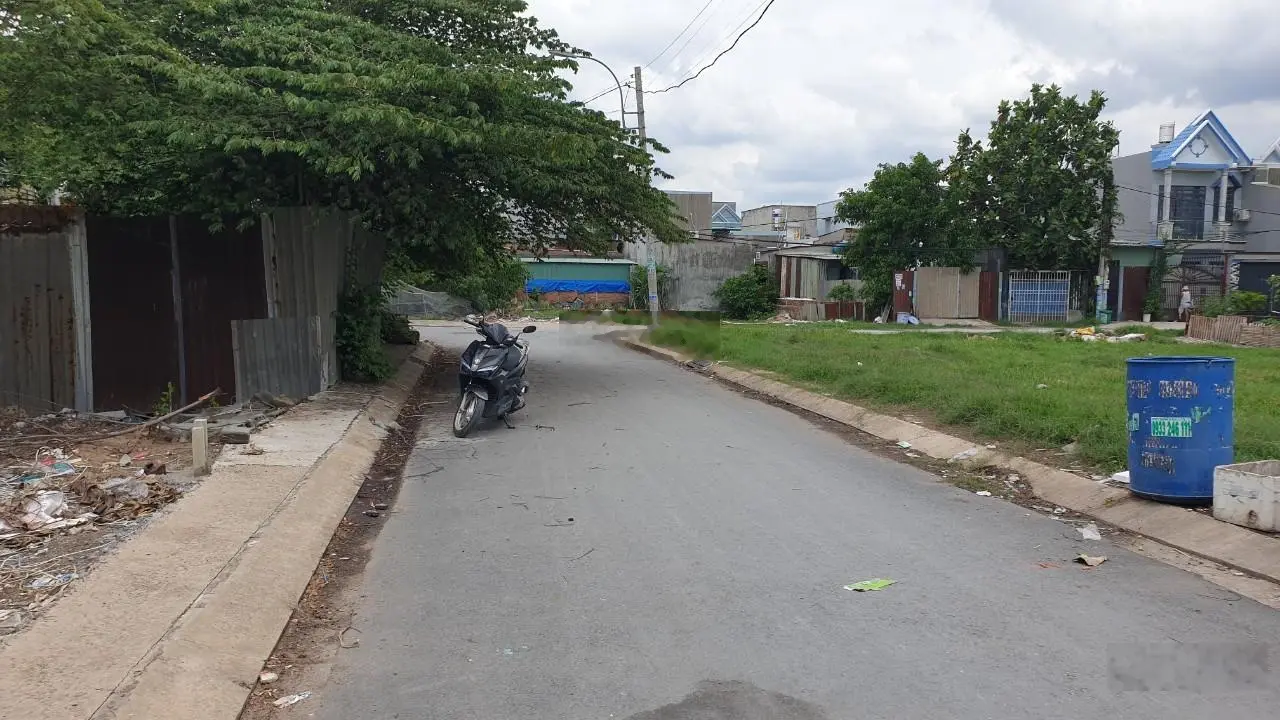 Đất thổ cư DT: 5 x 20m MT đường thông 6m gần chợ chữ S Trần Văn Mười