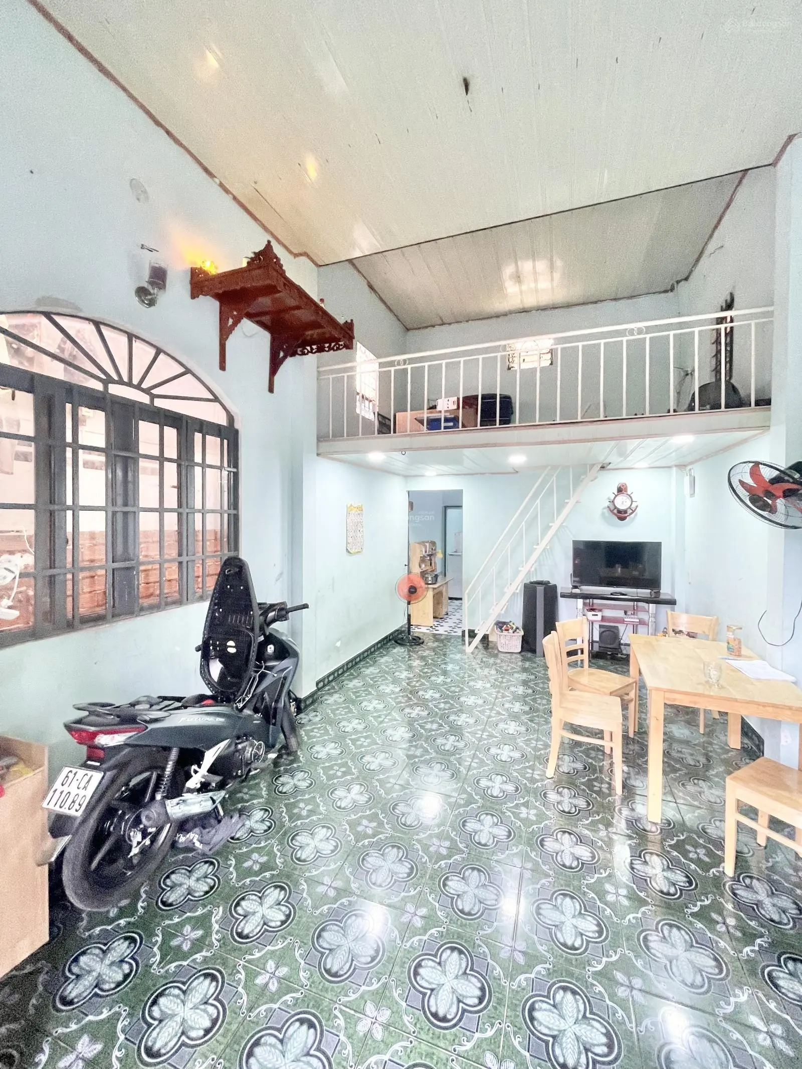 Cần bán nhà sổ riêng 2,2 tỷ gần chợ xóm vắng gần đường nguyễn trãi phường dĩ an
