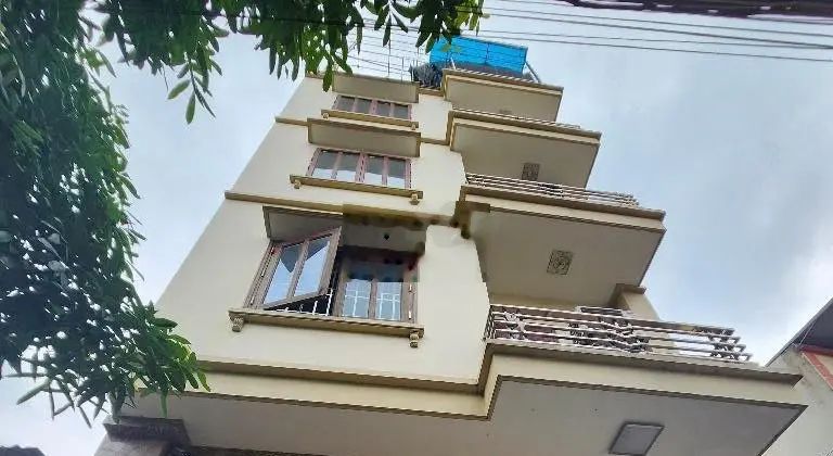 View đẹp cây xanh, vài bước ra ô tô, lô góc, ban công rộng, 40m2, (TL)