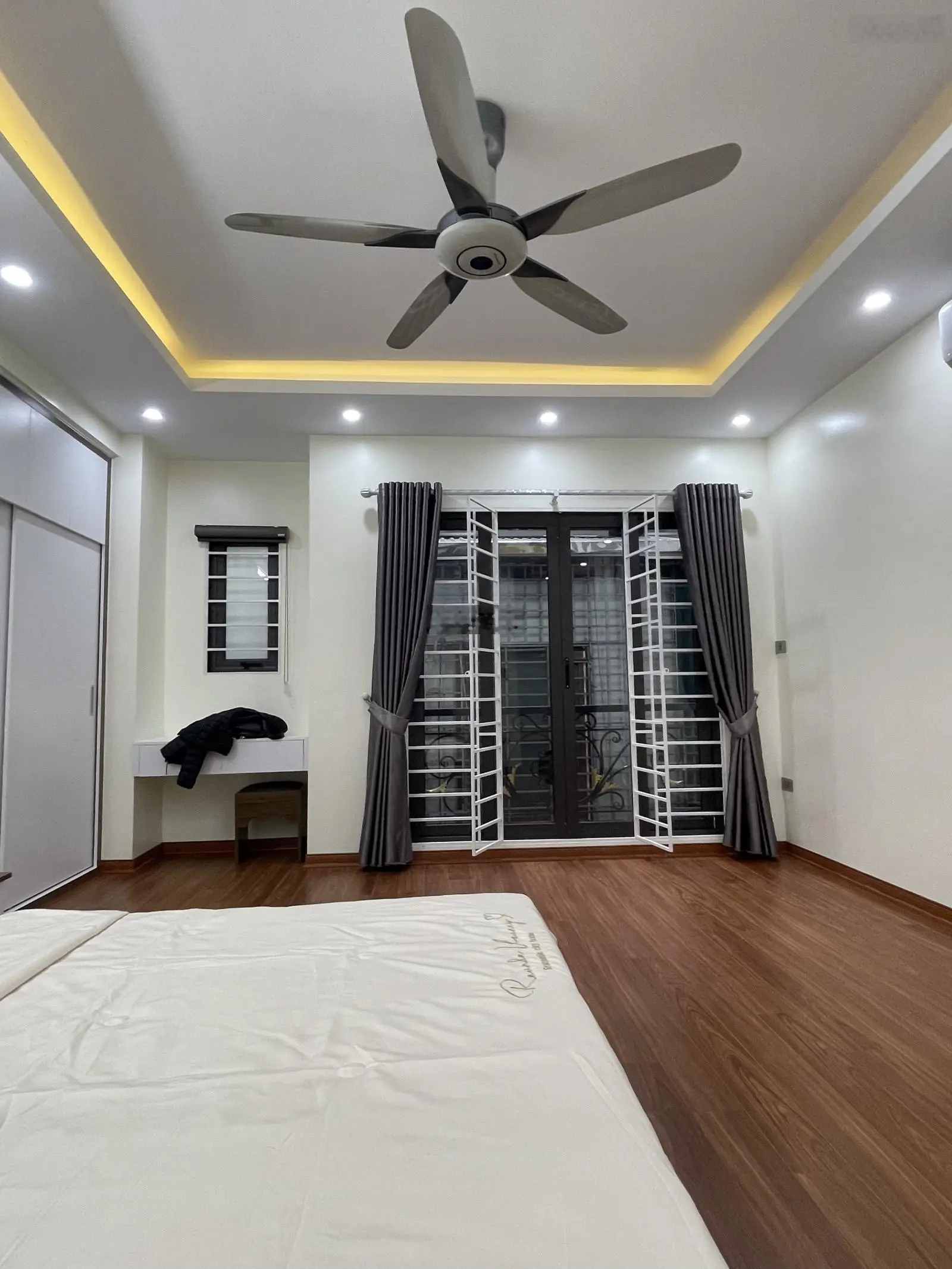 Bán nhà riêng tại Ngọc Khánh, Ba Đình, Hà Nội, 9,3 tỷ, 50m2, view đẹp, giá tốt