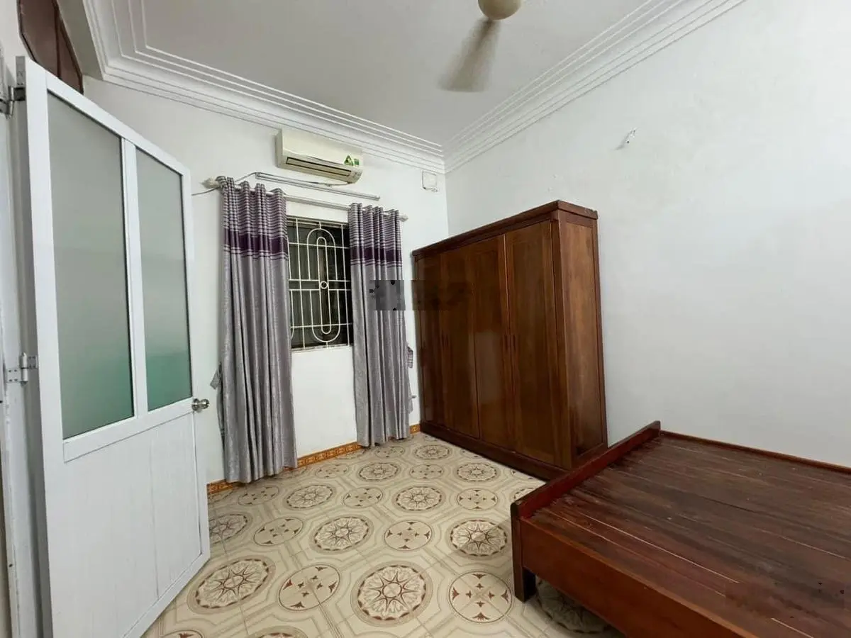 Vị trí kim cương, phố Tam Khương, cách mặt phố vào bước chân, ngõ thông Kd, gần trường,43m272x5T!!