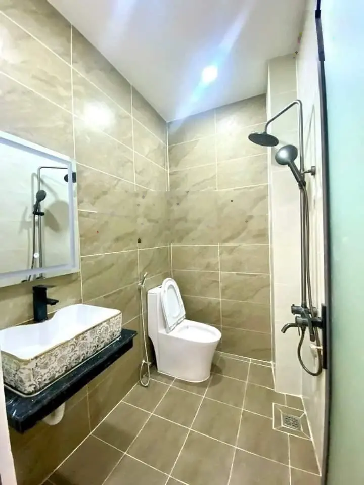 NHÀ MỚI XÂY - NGAY PHẠM VĂN CHIÊU - NHÀ 2 TẦNG - 57M2 - 2 PHÒNG NGỦ - GIÁ 4.85 T.Ỷ - CHỦ TẶNG FULL