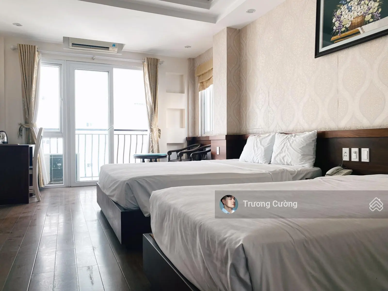 Bán khách sạn 11 tầng đường Hùng Vương diện tích 108m2 với 36 phòng chỉ 50 tỷ. LH 0778087705