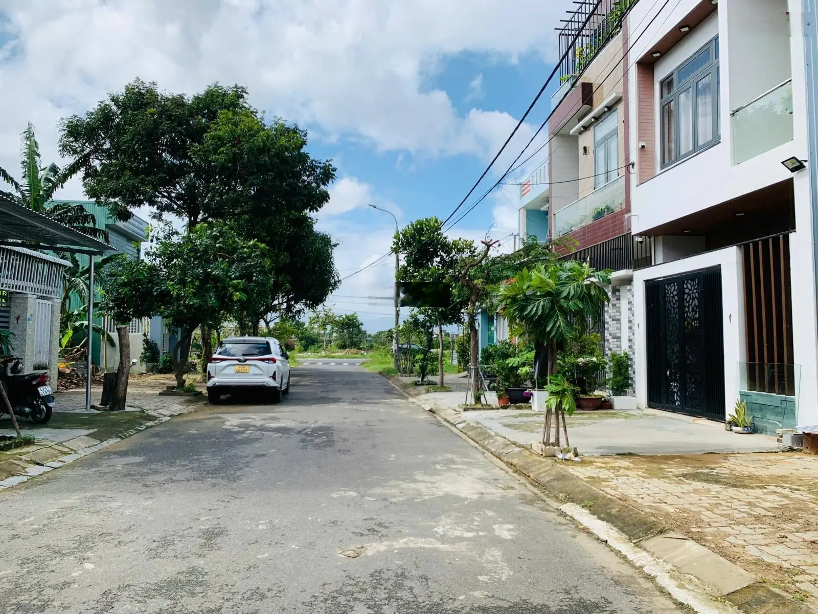Bán gấp đất mặt tiền Gia Tròn 2 gần ủy ban phường Hòa Hiệp Nam sạch đẹp