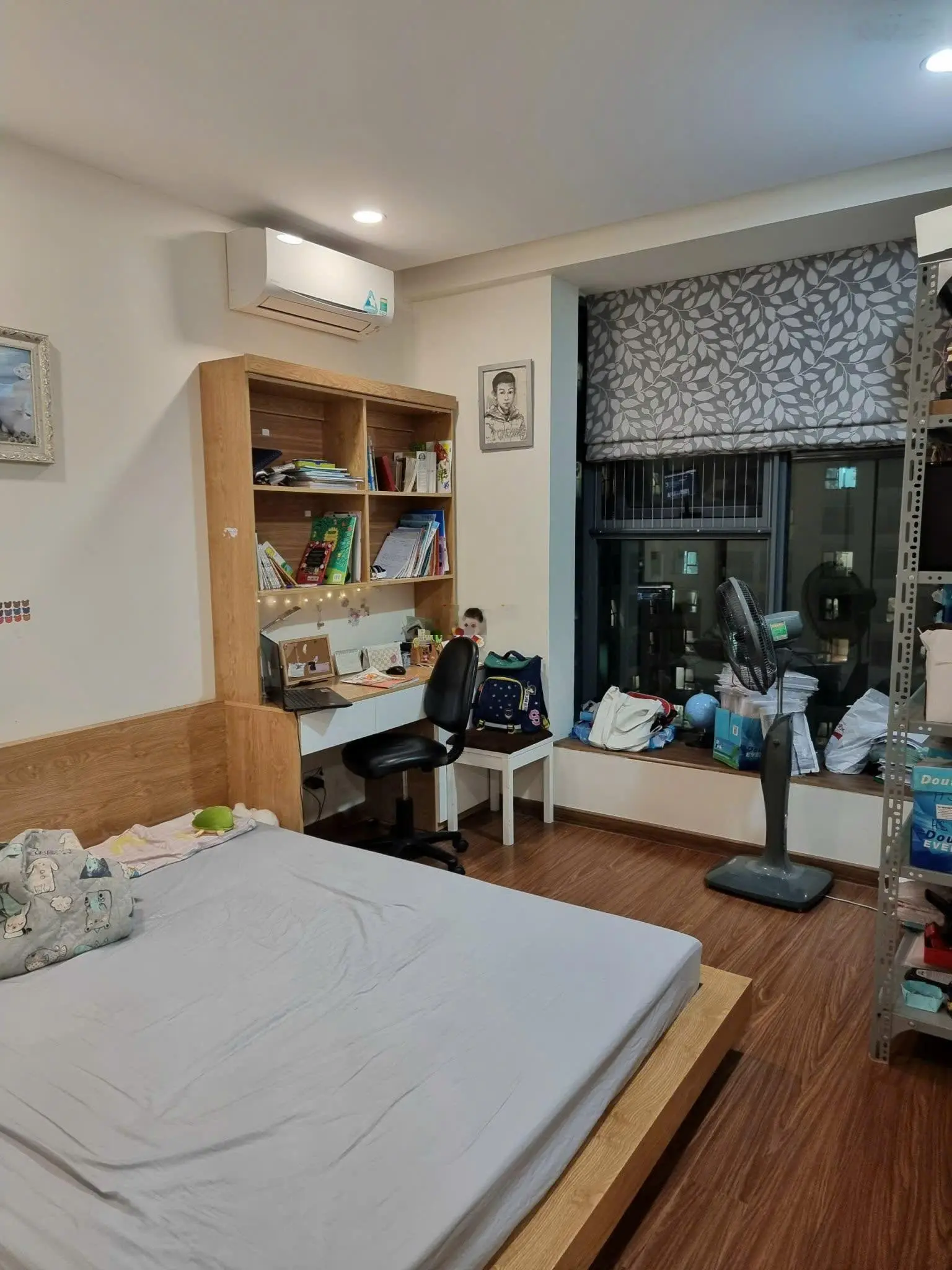 Loại 3 ngủ duy nhất có ban công phòng khách. Chính chủ bán căn 106m2, tầng cao, căn góc, full NT.