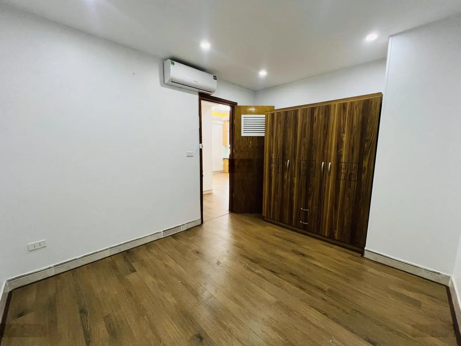 Bán căn hộ chung cư Tân Tây Đô 3 phòng ngủ giá tốt nhất khu vực chỉ 3 tỷ