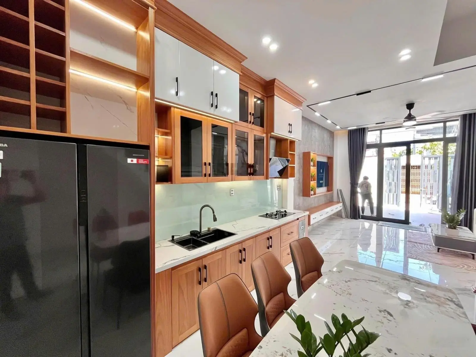 Bán nhà riêng 72m2 tại phố Nguyễn Huy Tự cách biển 350m, giá chỉ 5,09 tỷ