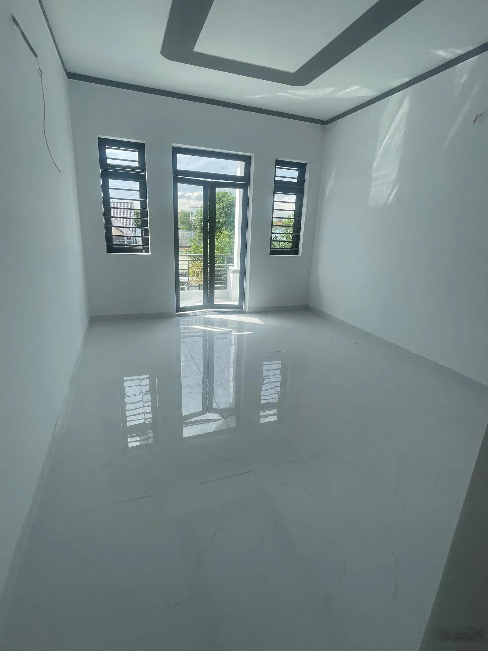 Cần bán nhà 1tr1 lầu sổ hồng riêng CC sang tên 2 tỷ 150 Thạnh Phú Vĩnh Cửu Đồng Nai LH 0931 534 ***