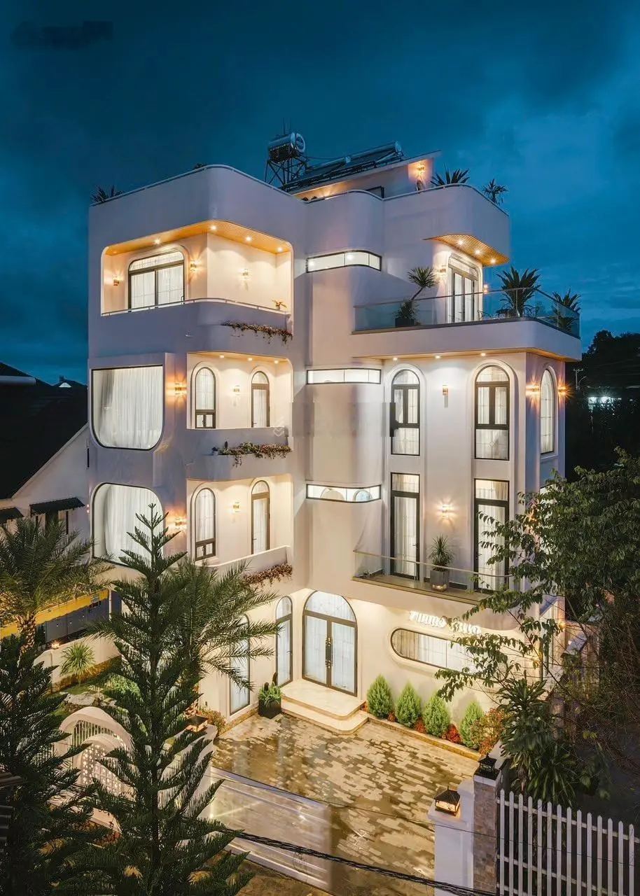 Villa đẹp full nội thất gần thung lũng Tình Yêu, giá 23 tỷ