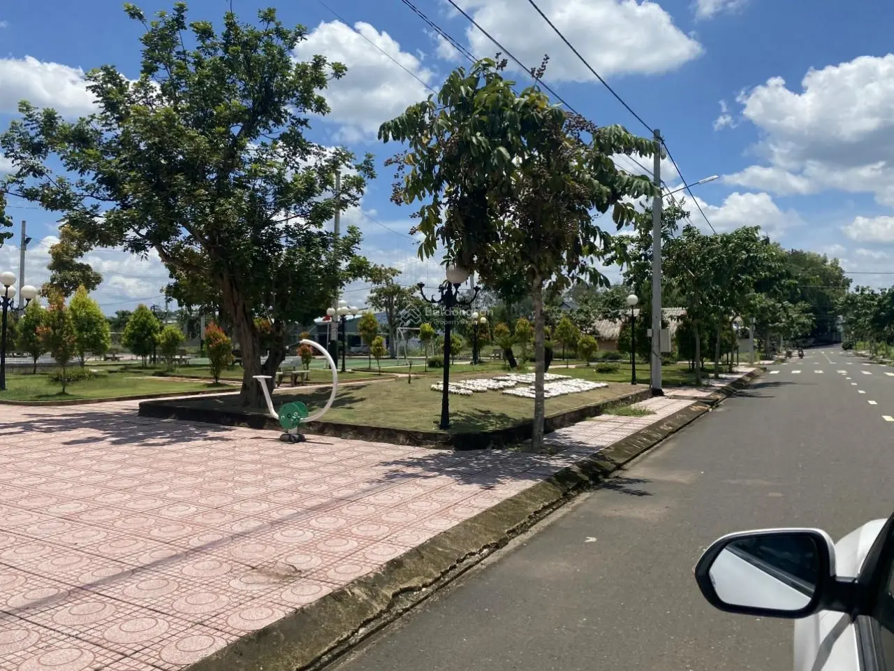 Bán lô đất nằm ngay trung tâm thành phố Đồng Xoài bệnh viện đa khoa Hoàn Mỹ 5x16m 750tr