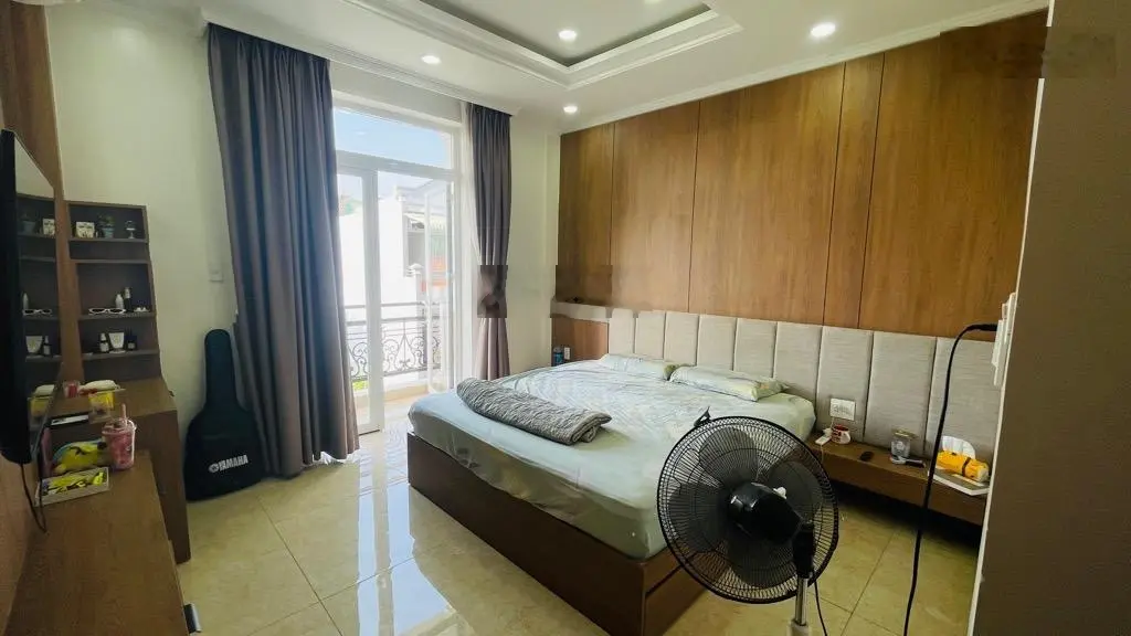 Bán nhà 5 tầng, 4 x 14 khu bên sông, hiệp bình chánh, thủ đức, nhỉnh 9 tỷ.