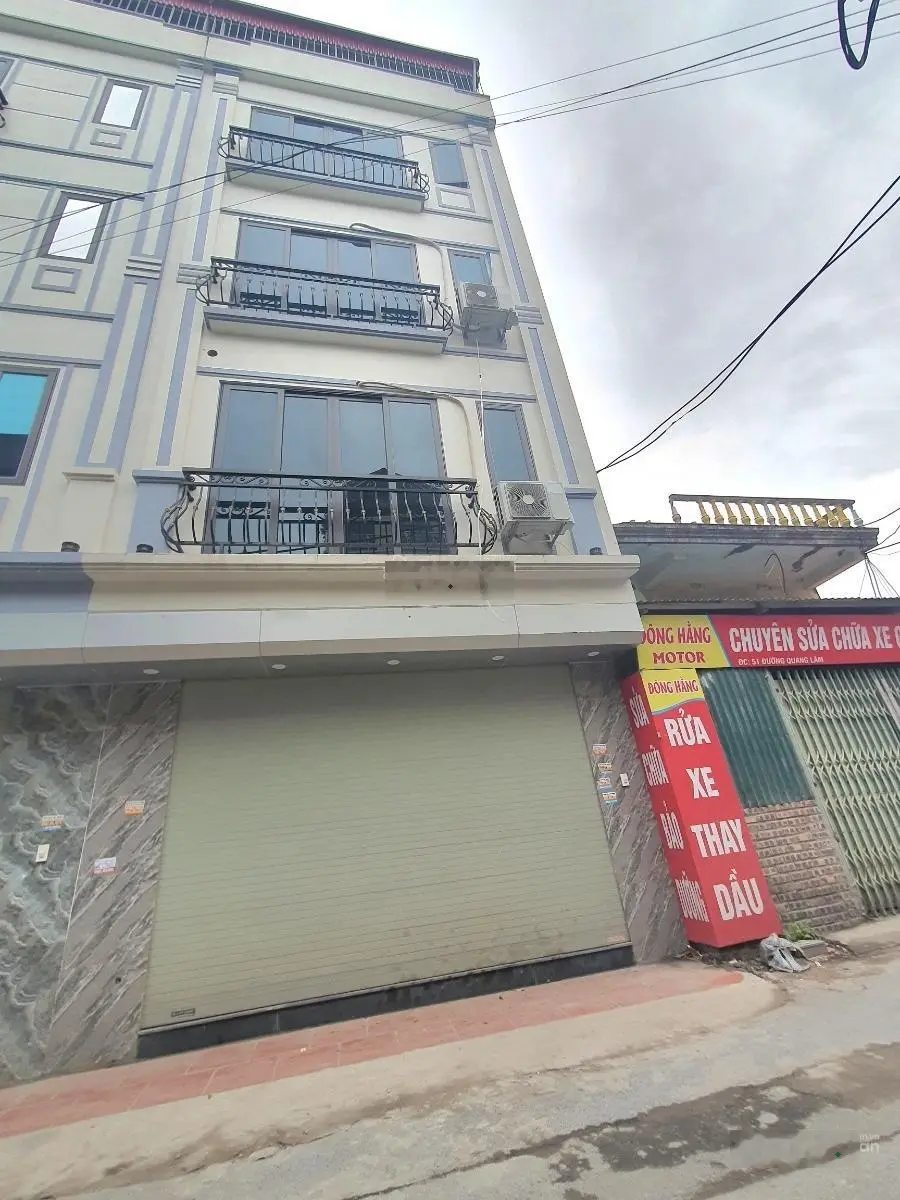 Mặt phố, ô tô tránh dừng đỗ ngày đêm - kinh doanh đỉnh - nhà mới đẹp - mặt tiền khủng. Sổ đỏ