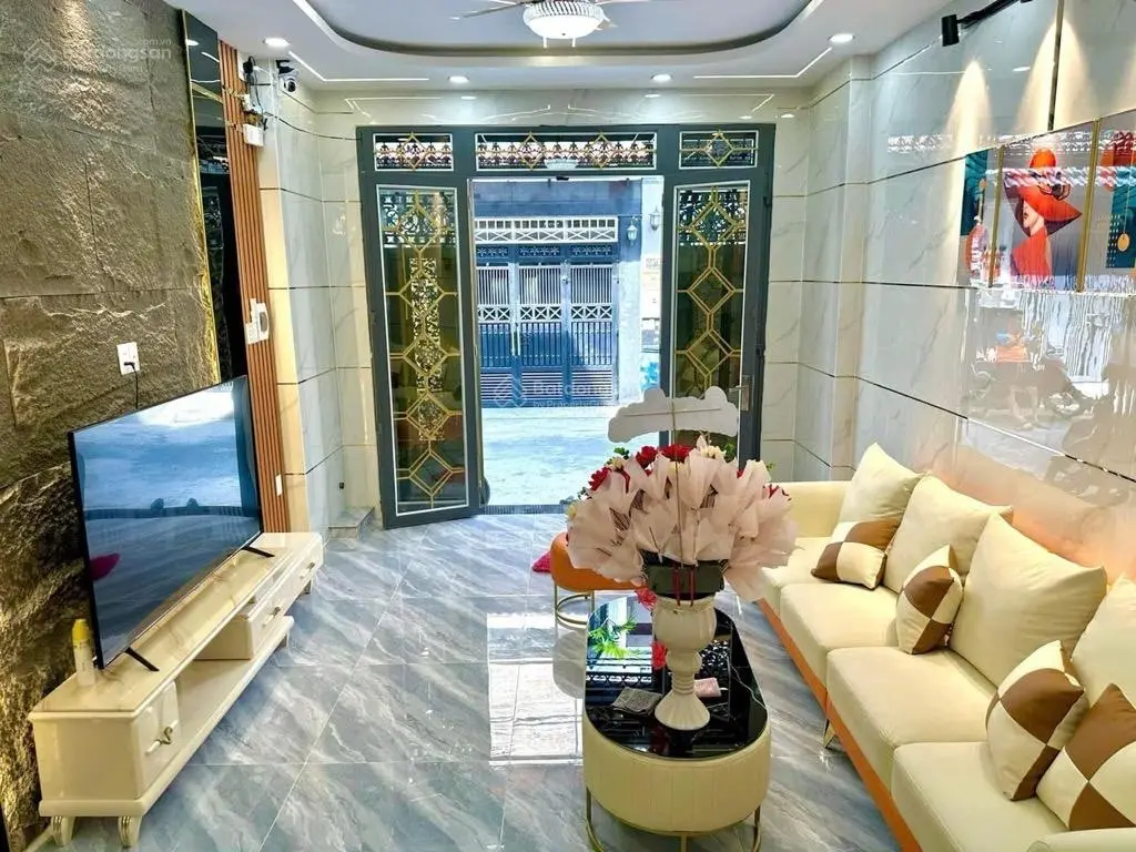 Siêu phẩm đẹp lung linh, tặng full nội thất - hẻm 1 sẹc 7m - Lê Văn Quới - 4x14m - chỉ 6 tỷ hơn