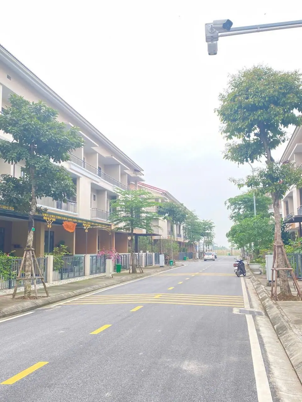 Bán nhà phố 75m2 Centa City view công viên - Cửa ngõ Vinhomes Royal Island