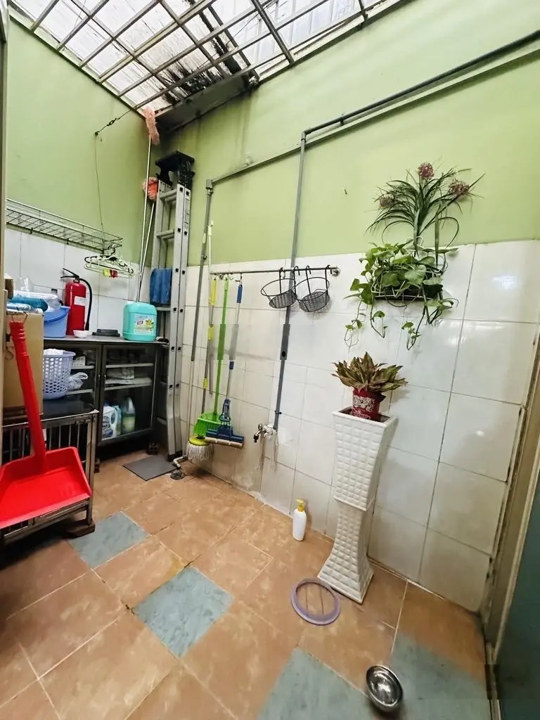 Cần bán gấp nhà đường Nhiêu Tứ, P7, Phú Nhuận Giá5tỷ190- 75m2(5x15) Đang cho thuê 50tr/tháng