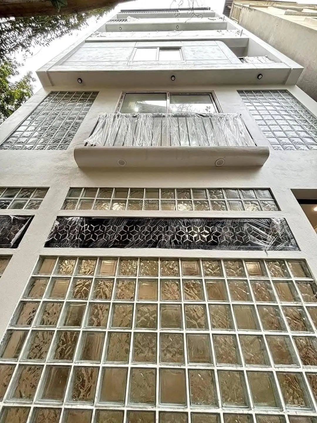 Ơ kìa! 7,55 tỷ có nhà 36m2x6T, thang máy, MT 4,5m 80m ra ôtô tránh, full nội thất phố Doãn Kế Thiện