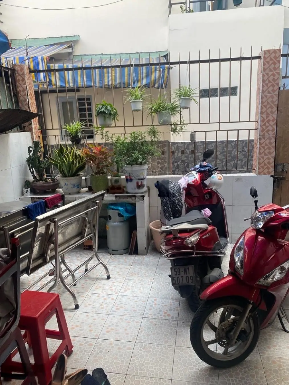 94M2 - Ngang 5 x18 - nhà nát - Phan Tây Hồ - Phan Xích Long - F7 - PN - Oto đỗ cửa - 16 tỷ