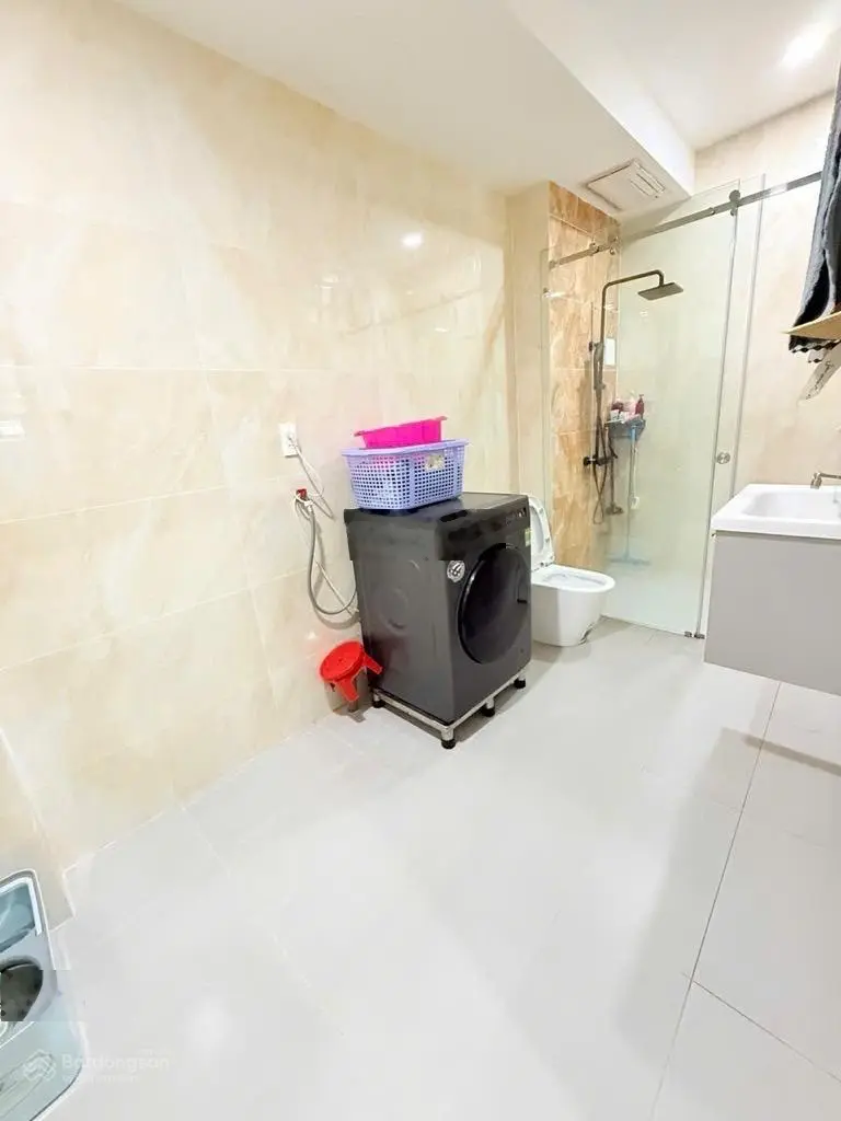 Bán nhà Tôn Thất Thuyết Quận 4 - hẻm ôtô - 50m2 - 4 Tầng - chỉ 6 Tỷ nhỉnh - Tiện kinh doanh