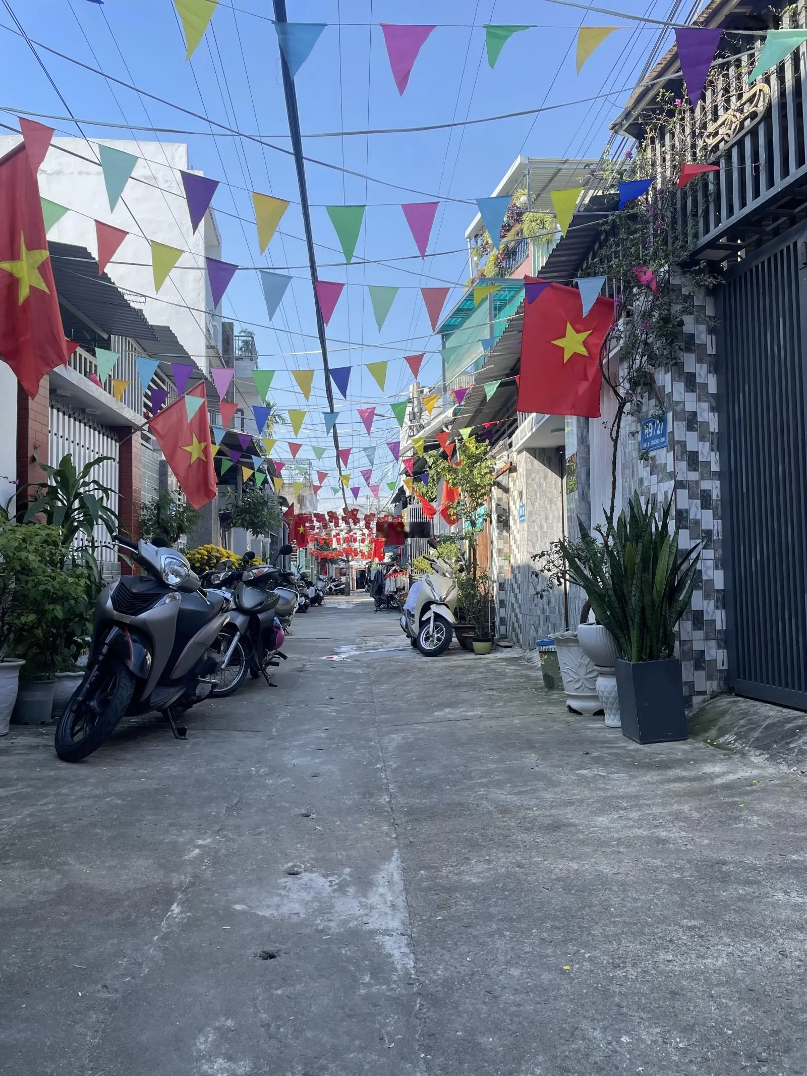 Bán Nhà Gác Lững Tôn Đản . 1 Căn Gác Đúc cuối cùng