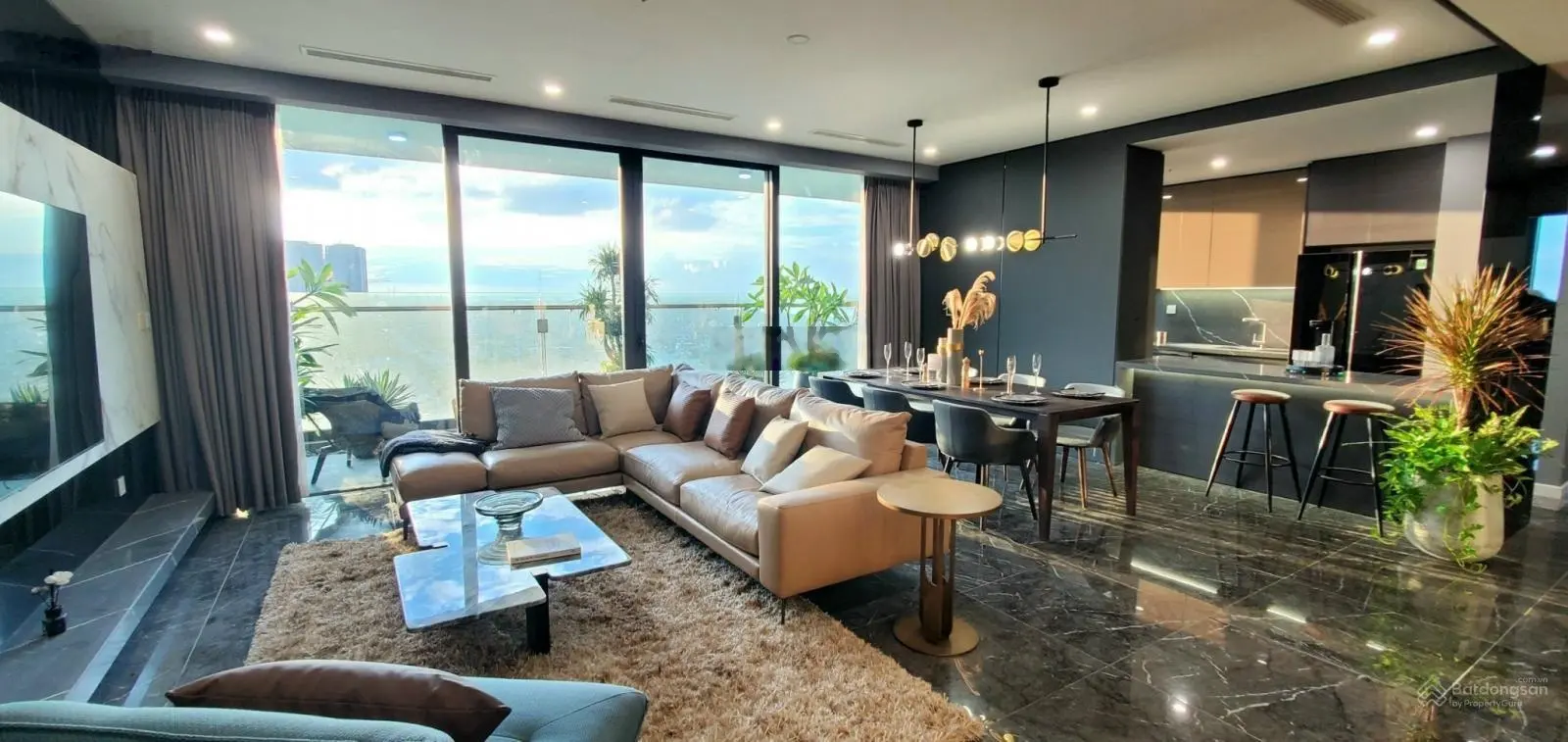 Tổng hợp quỹ căn hộ bán Sunshine Golden River Ciputra Phú Thượng Tây Hồ giá tốt nhất tháng 8/2024