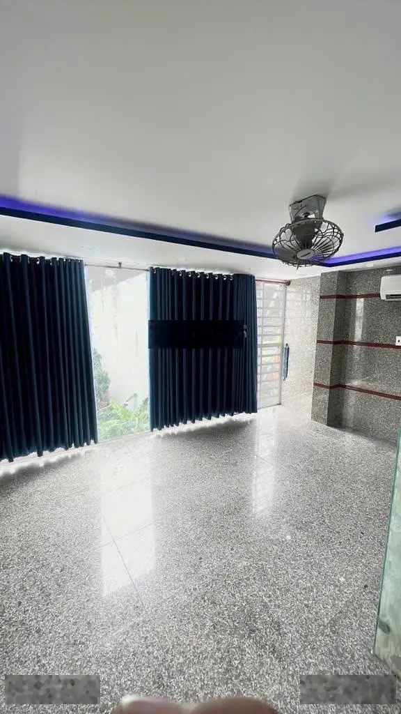 Bán CHDV ngay Đại Học Công Thương - 5 tầng - 8PN 8WC - 60m2 (5x12) - chỉ 6 tỷ 25 TL