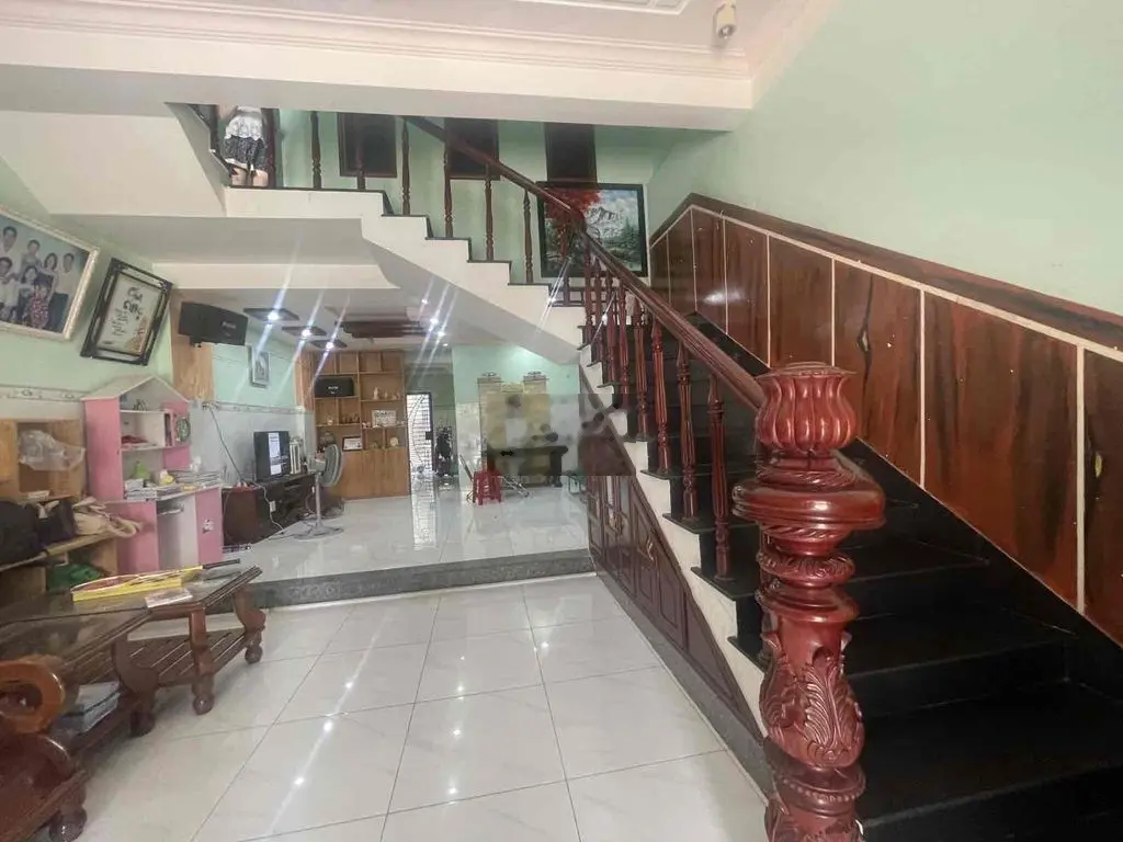 Bán Nhà 2 Tầng Mặt Tiền Dương Trí Trạch. gần Biển Phạm Văn Đồng.