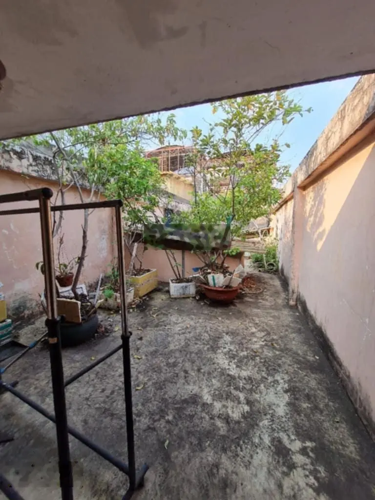 Mặt tiền hoa phượng. phú nhuận. 72m2. 4 tầng. 4x18m