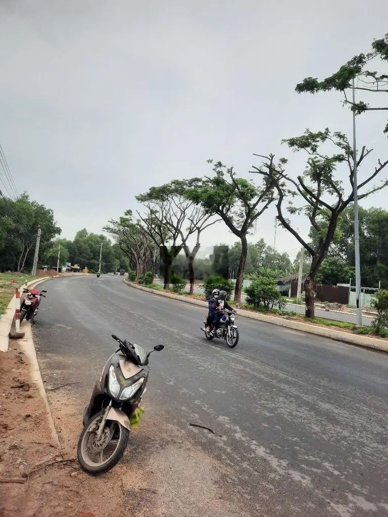 Cần bán quán cà phê ngay đường lớn long sơn vũng tàu