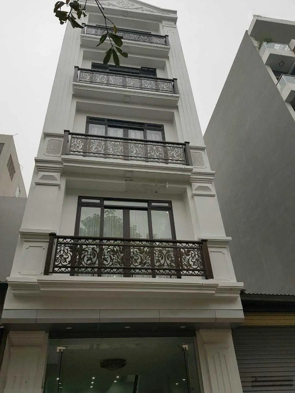 Chính chủ bán nhà xây mới đường Ngô Quyền Hà Đông ngõ thông ô tô đỗ cửa KD tốt 40m2 giá chỉ 7tỷ